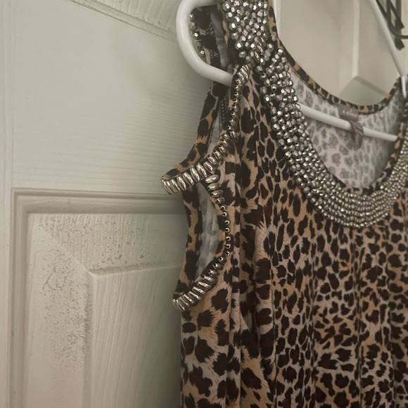 C. Oliver Cheetah Blouse - Picture 4 of 4
